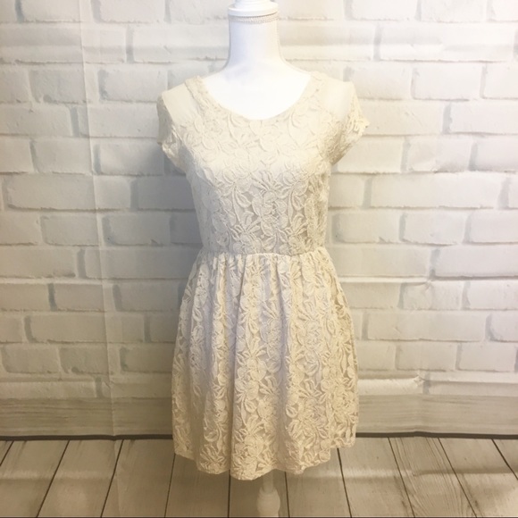 Urban Outfitters Dresses & Skirts - Urban Outfitters Lace Mini Dress
